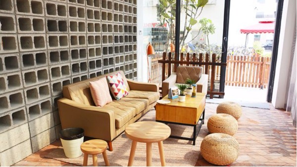 2000平方辦公室裝修 - 高端辦公室裝修休息區(qū)怎么設(shè)計？（二十多款辦公室休息區(qū)裝修效果圖）