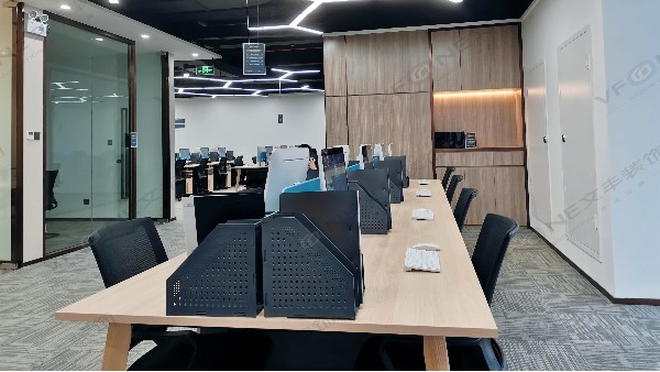 深圳辦公室裝修_福田區(qū)企業(yè)裝修效果圖_辦公室裝修設(shè)計案例