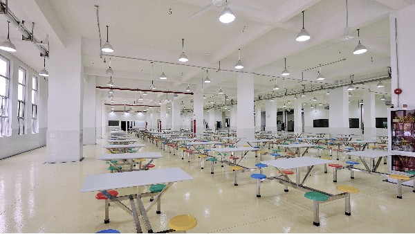 LOFT風(fēng)格裝修設(shè)計-loft風(fēng)格辦公室開放式的設(shè)計布局