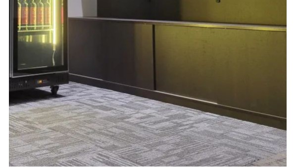 怎么挑選地毯？_學會這幾點再也不用愁_教你科學選地毯!